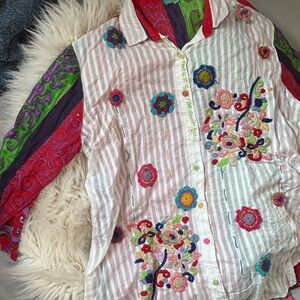 Antica Sartoria embroidered blouse.